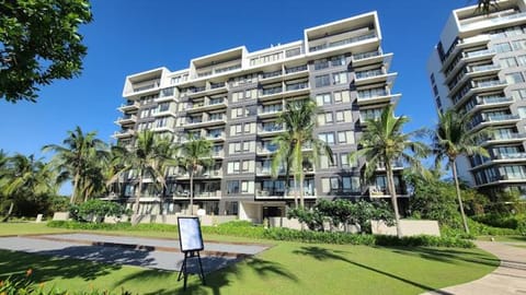 Lac Lac Booking - Residences in Beach Resort Apartment hotel in Hoa Hai