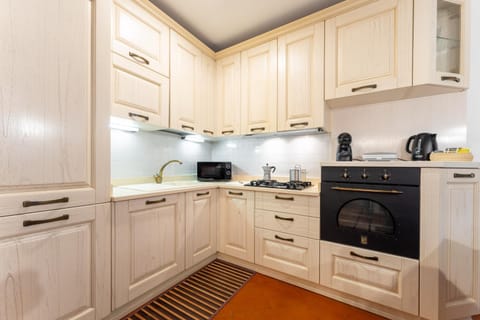 Coffee/tea facilities, Kitchen or kitchenette, dishwasher, oven, pet friendly, stove, toaster