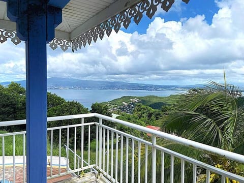 Villa Les Ilots - Piscine - Vue Baie House in Les Trois-Îlets