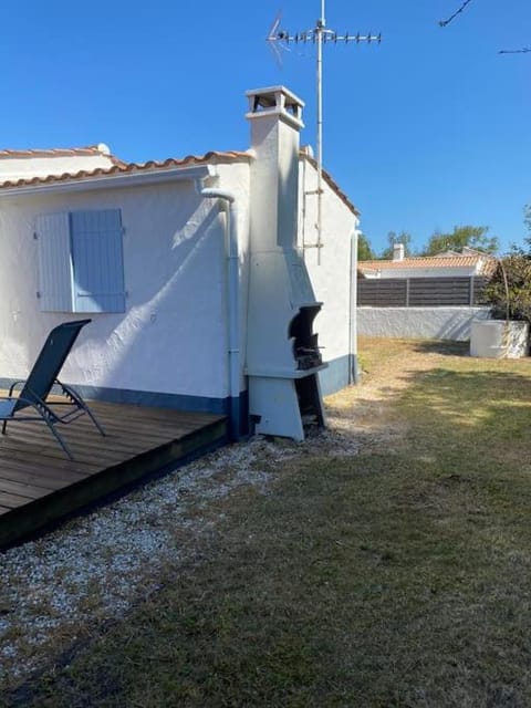 Maison située à 150m de la plage de la Madeleine House in Noirmoutier-en-l'Île