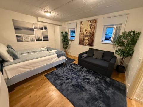 Close to the metro and nature Apartment in Stockholm