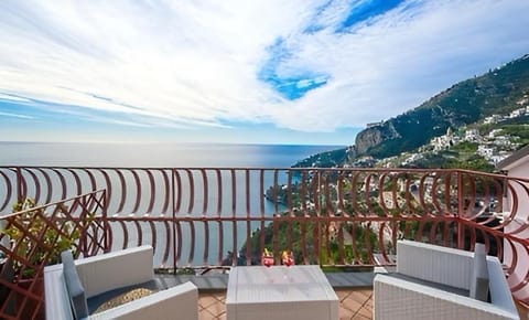 Natural landscape, View (from property/room), Balcony/Terrace, Sea view