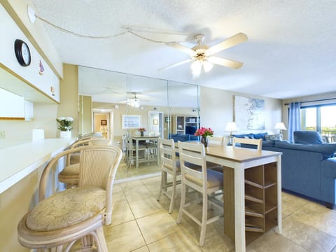 Sandcastles 2br2ba Cocoa Beach Ocean Views! Maison in Seacrest Beach