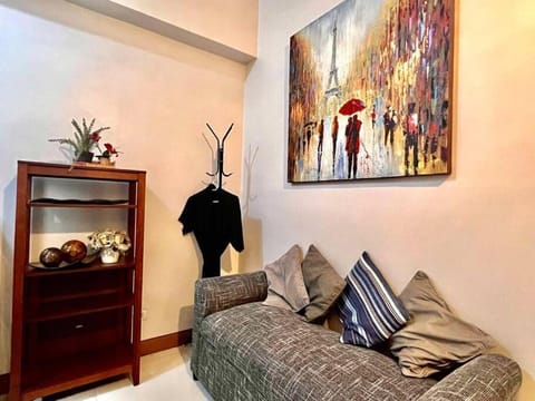 Cozy Home in BGC McKinley Apartment in Makati