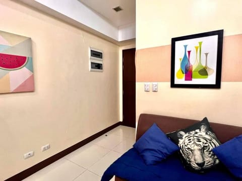 Heart of BGC McKinley B3 Apartment in Makati