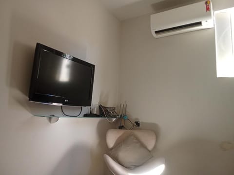 TV and multimedia, air conditioner