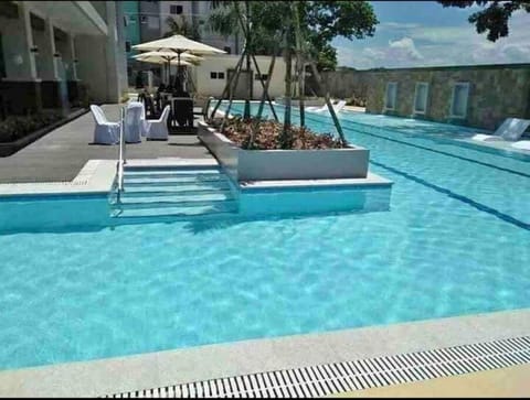 Fully 2br 8Spatial Condo Maa with netflix, poolwifi Apartment in Davao City