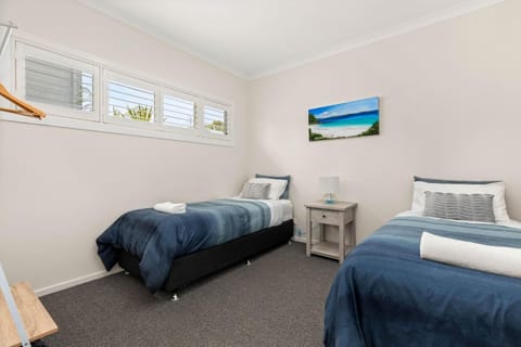 Husky Beach Coastal Paradise by Experience Jervis House in Huskisson