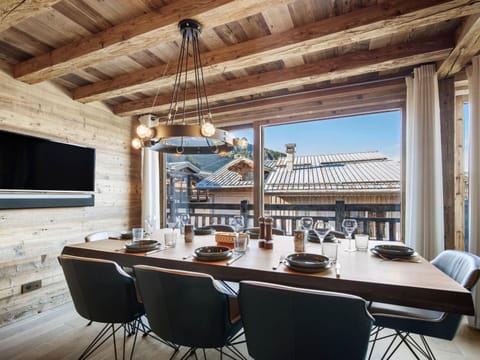 Chalet de Luxe avec Espace Détente au Centre de Courchevel - FR-1-568-55 Chalet in Saint-Bon-Tarentaise