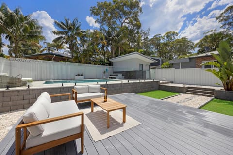 Lakeshore Hideaway House in Lake Macquarie