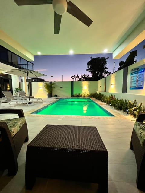 Patio, Evening entertainment, Pool view, Swimming pool, sunbed