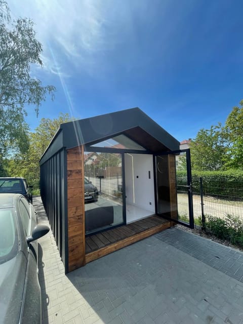 Tiny House Zagrodnicza Apartment in Wroclaw