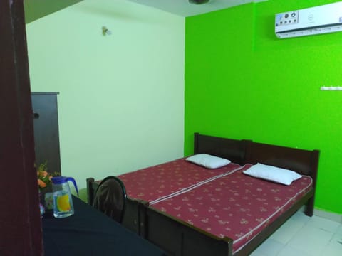 Anju home for Tourists Hotel in Thiruvananthapuram