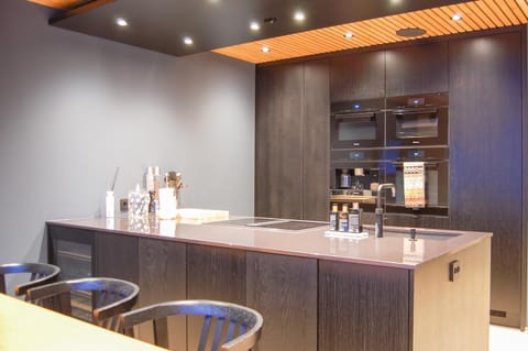 Coffee/tea facilities, Kitchen or kitchenette