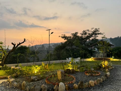 Garden, Mountain view