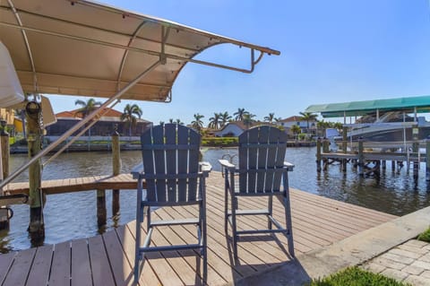 Gulf Access, Heated Pool, Bicycles, & More - Coral Coast Villa - Roelens House in Cape Coral