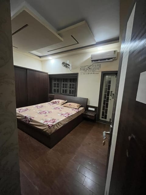 KJ Service Apartments Bed and Breakfast in Coimbatore