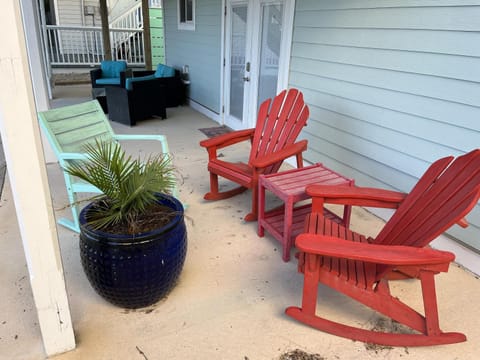 Patio, Day, Seating area