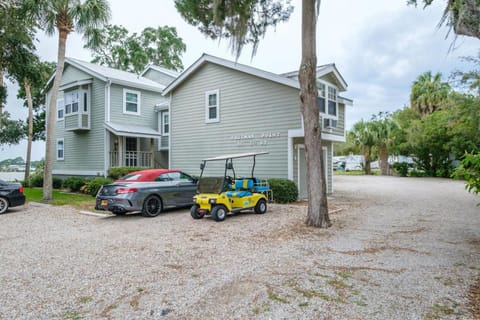 Whitman by the C townhouse House in Cedar Key