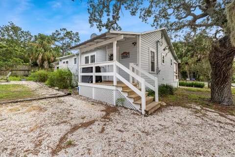 Merrilly Cottage House in Cedar Key