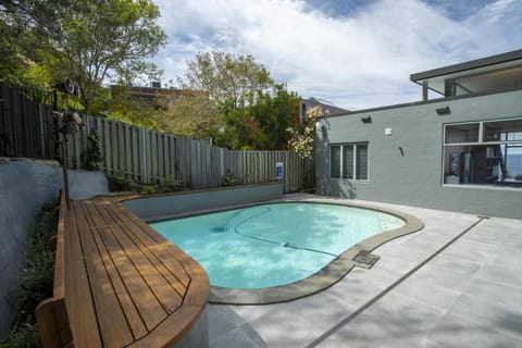 The Wedge - Commanding Position House in Pittwater Council