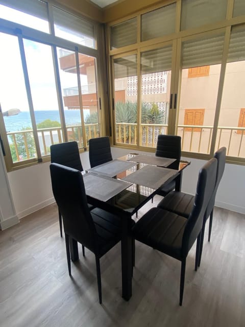 Natural landscape, View (from property/room), Living room, Dining area, Sea view