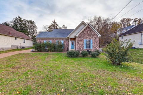 18 Mi to Nashville Home with Patio in Old Hickory Haus in Mount Juliet