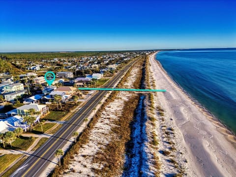 Salty Pelican Casa in Mexico Beach