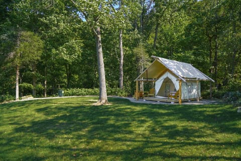 Hilltop Hideaway at Moon Valley Campground Campingplatz /
Wohnmobil-Resort in Vernon Township