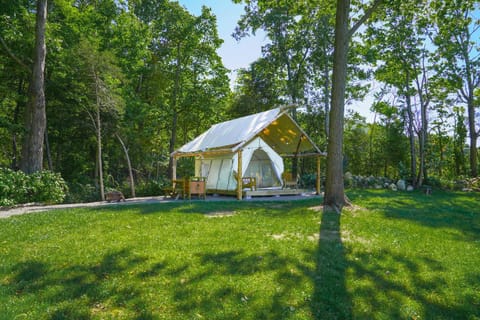 Hilltop Hideaway at Moon Valley Campground Campingplatz /
Wohnmobil-Resort in Vernon Township