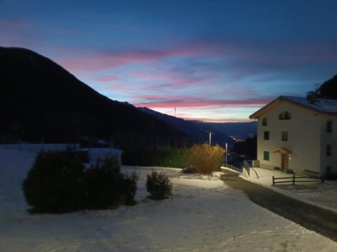 Night, Natural landscape, Winter, Mountain view, Sunset