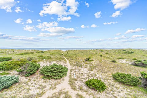 Storm's End House in Outer Banks