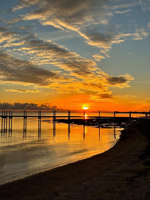 Nearby landmark, Day, Natural landscape, Beach, Lake view, River view, Sea view, Sunrise, Sunset