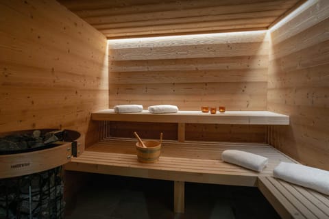 Sauna, Spa and wellness centre/facilities, Area and facilities, towels