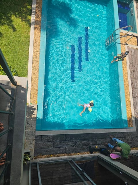 Swimming pool