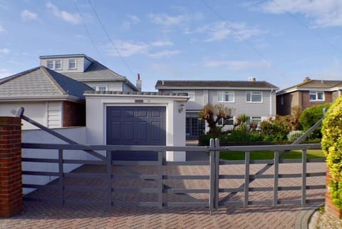 Ocean Waves West Wittering Casa in West Wittering