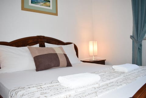 Bed, Decorative detail