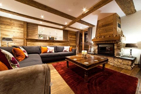 Chalet Pleney - Catered Chalet Includes Breakfast & Evening Meals Chalet in Morzine