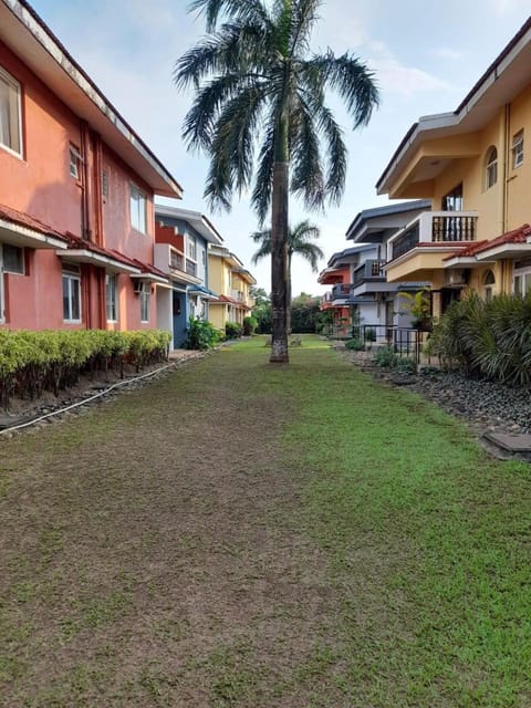 Property building, Neighbourhood