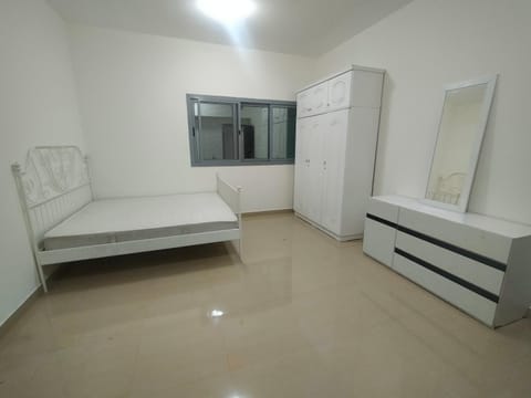 Al Khor Tower Apartment Bed and Breakfast in Ajman