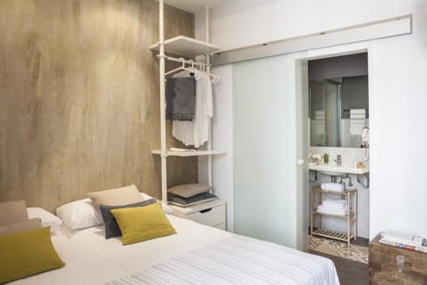 AinB Born-Dames Apartments Condo in Barcelona