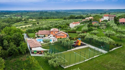 Bird's eye view, View (from property/room), Pool view, Quiet street view