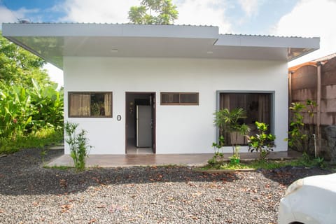 Property building, Day, Garden, Garden view