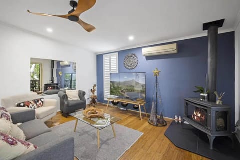 Green View Retreat Only 7 minutes to Terrigal Beach Apartment in Central Coast