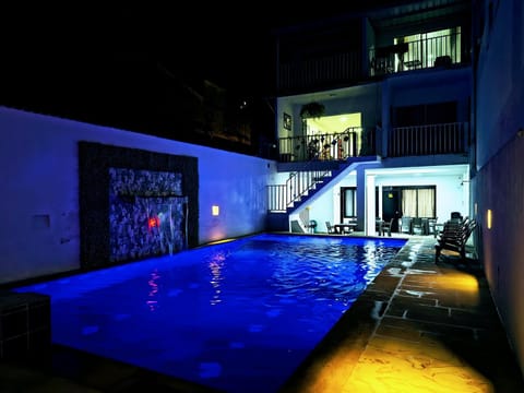 Night, Swimming pool