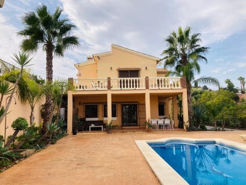 Balcony/Terrace, Swimming pool