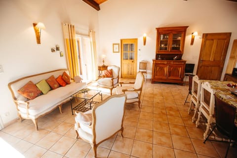 Les Villas de Perret Villa in Provence-Alpes-Côte d'Azur