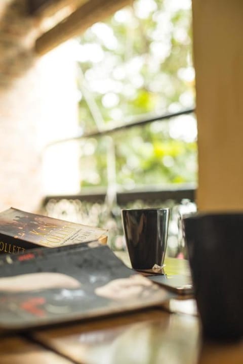 Coffee/tea facilities, Dining area