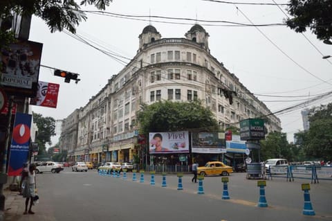 Day, Neighbourhood, City view, Street view, Location