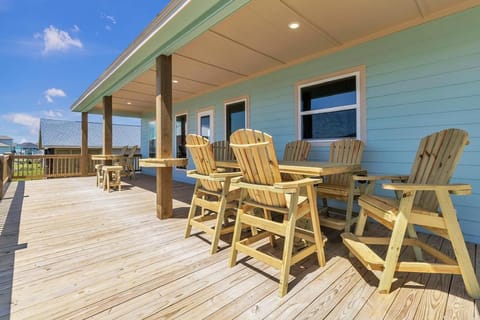 Beach Bound & Down home House in Bolivar Peninsula